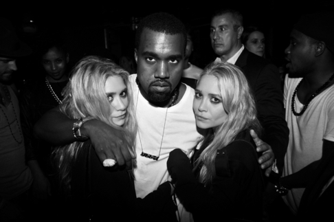 Mary-Kate & Ashley Olsen with Kanye West Mary-Kate & Ashley Olsen with Kanye West